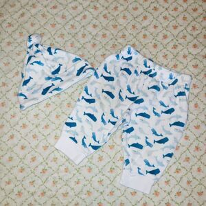 Kyle & Deena Size 0-3 Months White Blue Whales Pants And Hat Set